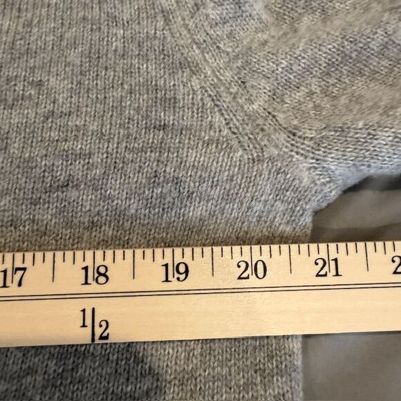 Jenni Kayne Everyday Sweater Cashmere Blend in Gray Oversized Boxy Size Small - Picture 8 of 11